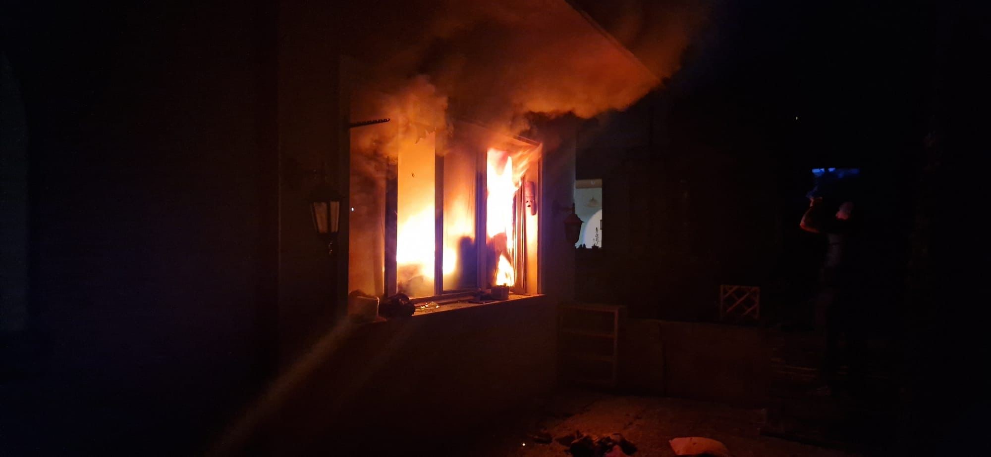 Cette nuit, un incendie a fait un blessé dans une maison à Sion